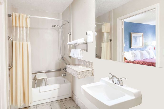 Imagen de la habitación del Hotel Days Inn by Wyndham Nashville North/Opryland Area. Foto 5