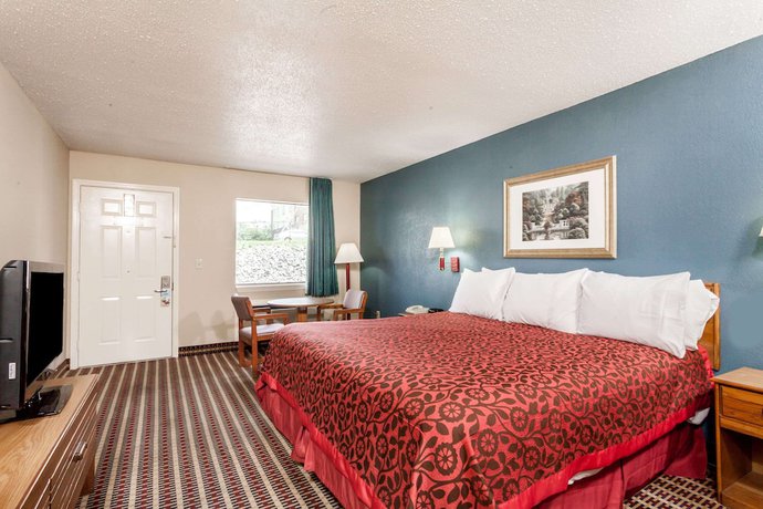 Imagen de la habitación del Hotel Days Inn by Wyndham Nashville North/Opryland Area. Foto 8