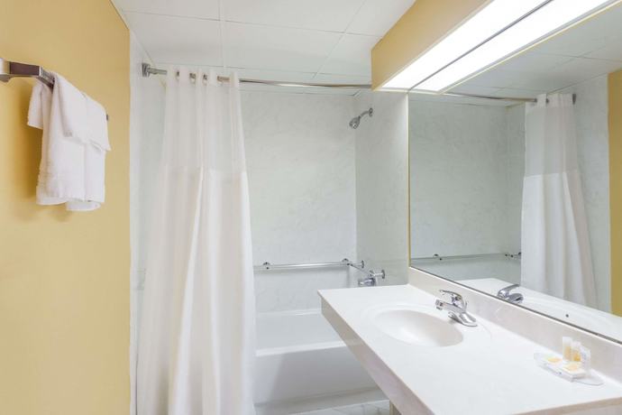 Imagen de la habitación del Hotel Days Inn by Wyndham Nashville Saint Thomas West Hospital. Foto 15
