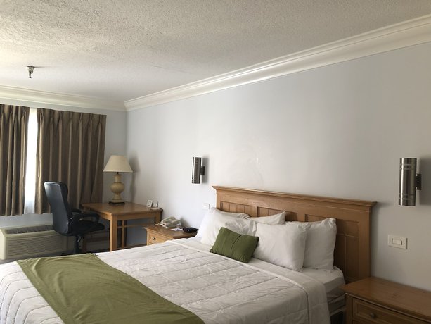 Imagen de la habitación del Hotel Days Inn by Wyndham Near City Of Hope. Foto 2