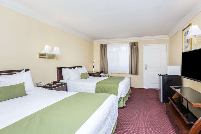Imagen de la habitación del Hotel Days Inn by Wyndham Near City Of Hope. Foto 6