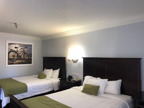 Imagen de la habitación del Hotel Days Inn by Wyndham Near City Of Hope. Foto 10