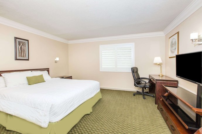 Imagen de la habitación del Hotel Days Inn by Wyndham Near City Of Hope. Foto 19
