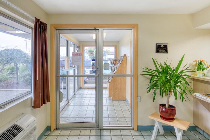 Imagen de los interiores del Hotel Days Inn by Wyndham New Philadelphia. Foto 16