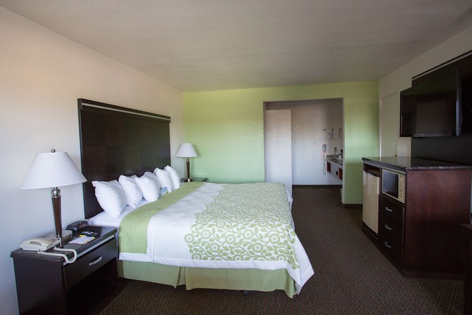 Imagen de la habitación del Hotel Days Inn by Wyndham Oceanside. Foto 9