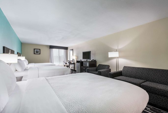 Imagen de la habitación del Hotel Days Inn by Wyndham Oklahoma City Bricktown. Foto 8