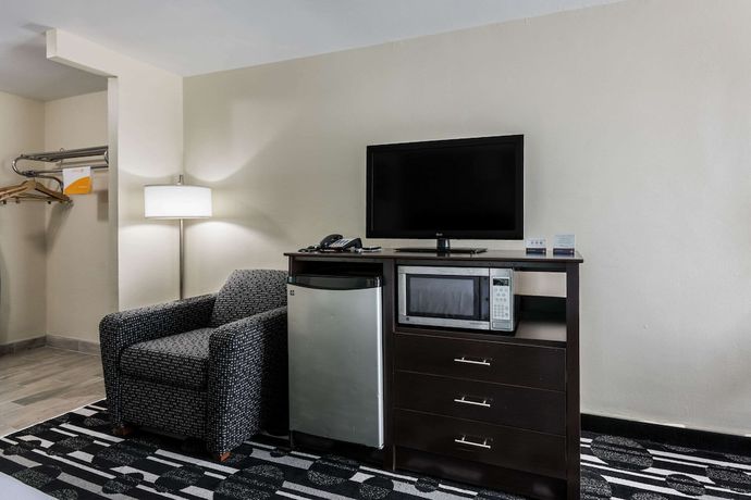 Imagen de la habitación del Hotel Days Inn by Wyndham Oklahoma City Bricktown. Foto 10