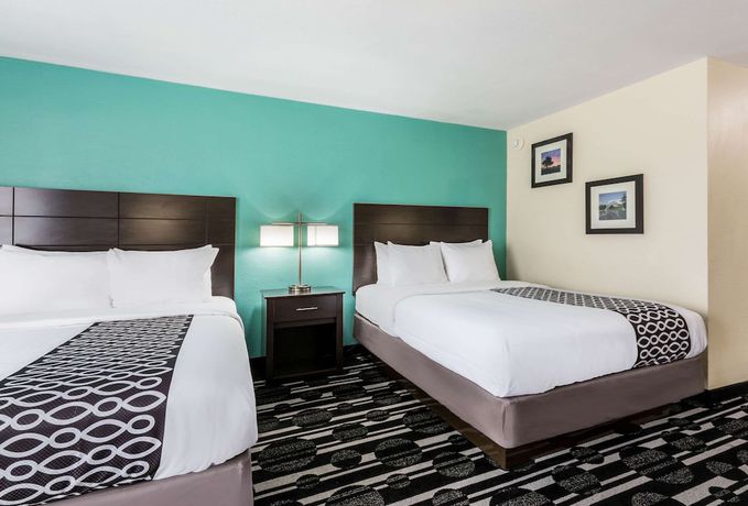 Imagen de la habitación del Hotel Days Inn by Wyndham Oklahoma City Bricktown. Foto 12
