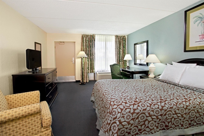 Imagen de la habitación del Hotel Days Inn by Wyndham Orlando Airport Florida Mall. Foto 5