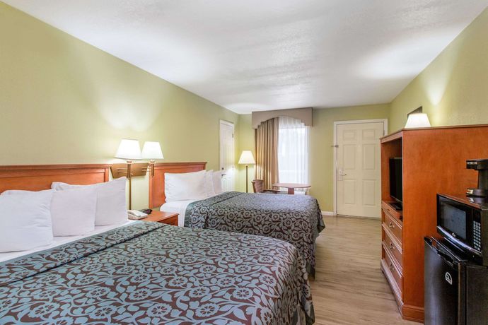 Imagen de la habitación del Hotel Days Inn by Wyndham Ormond Beach. Foto 10