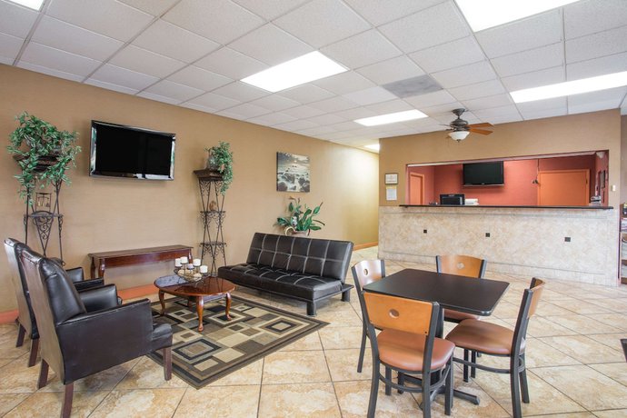 Imagen de los interiores del Hotel Days Inn by Wyndham Ormond Beach. Foto 17
