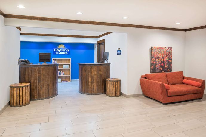Imagen de los interiores del Hotel Days Inn by Wyndham Osage Beach Lake of the Ozarks. Foto 20
