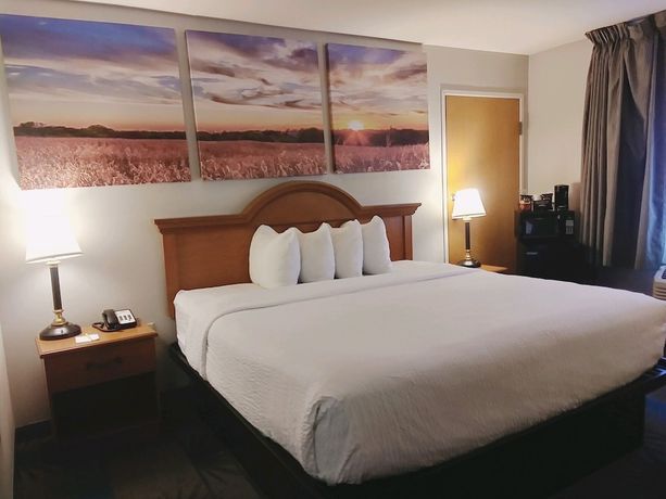 Imagen de la habitación del Hotel Days Inn by Wyndham Osage Beach Lake of the Ozarks. Foto 9