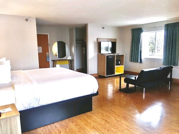 Imagen de la habitación del Hotel Days Inn by Wyndham Osage Beach Lake of the Ozarks. Foto 16