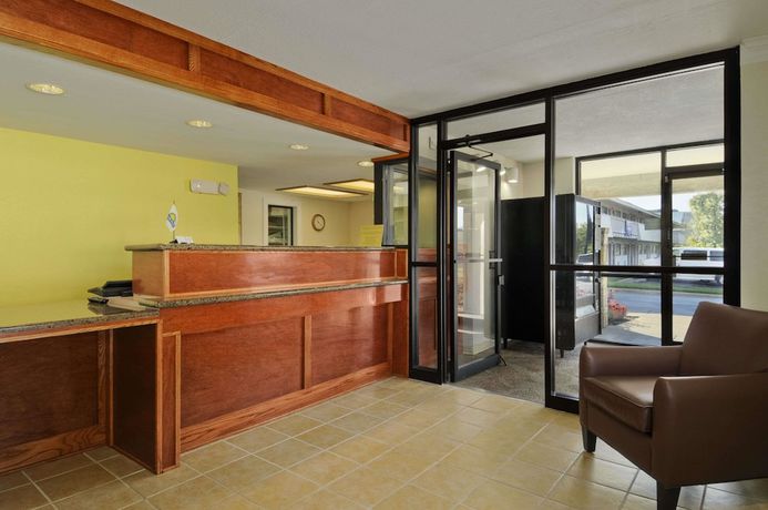 Imagen de los interiores del Hotel Days Inn by Wyndham Overland Park/Metcalf/Convention Center. Foto 20