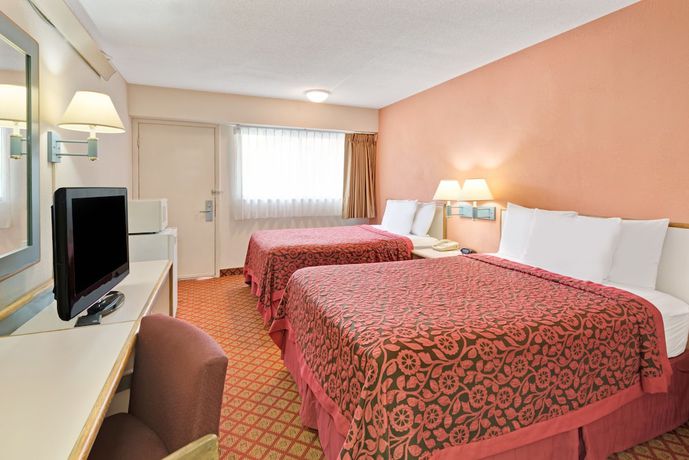Imagen de la habitación del Hotel Days Inn by Wyndham Overland Park/Metcalf/Convention Center. Foto 16