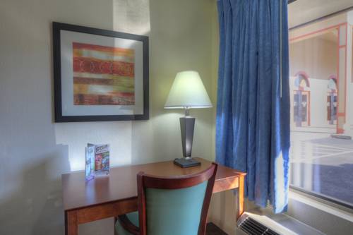 Imagen de la habitación del Hotel Days Inn by Wyndham Pigeon Forge South. Foto 8