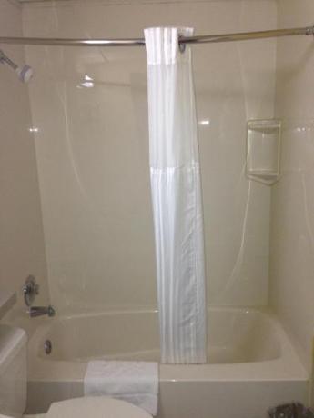 Imagen de la habitación del Hotel Days Inn by Wyndham Pittsburgh. Foto 5