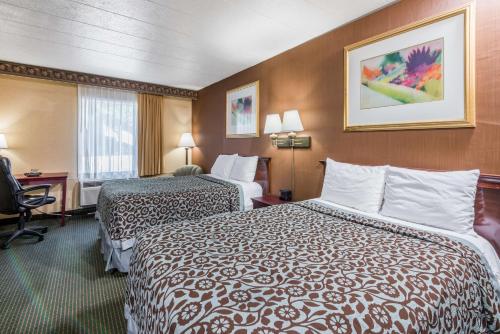 Imagen de la habitación del Hotel Days Inn by Wyndham Pittsburgh. Foto 8