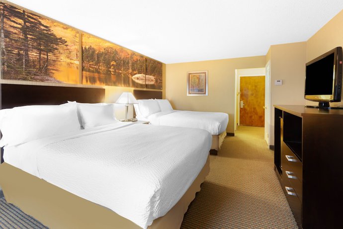 Imagen de la habitación del Hotel Days Inn by Wyndham Plattsburgh. Foto 9