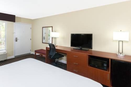Imagen de la habitación del Hotel Days Inn by Wyndham Port Charlotte/Punta Gorda. Foto 6
