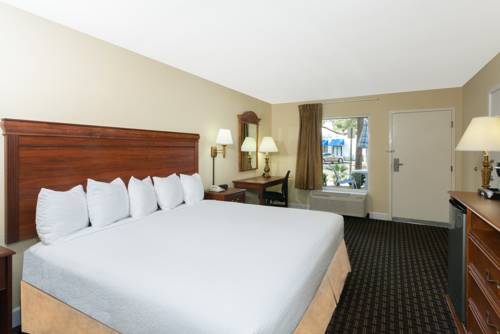 Imagen de la habitación del Hotel Days Inn by Wyndham Port Charlotte/Punta Gorda. Foto 9