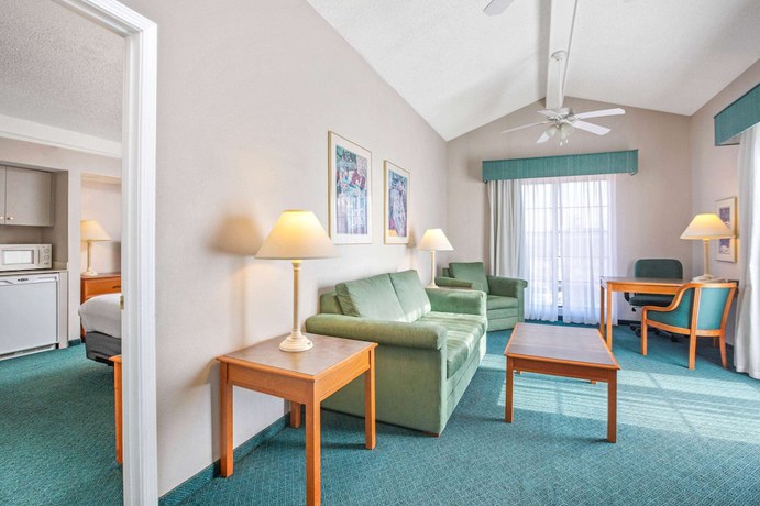 Imagen de la habitación del Hotel Days Inn by Wyndham Reno. Foto 3