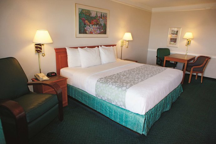 Imagen de la habitación del Hotel Days Inn by Wyndham Reno. Foto 10