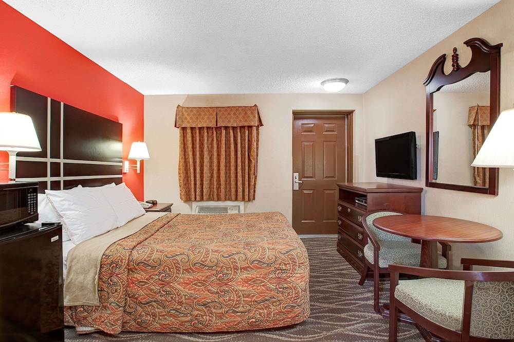 Imagen de la habitación del Hotel Days Inn by Wyndham Ridgefield NJ. Foto 7