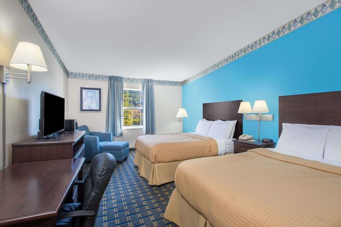 Imagen de la habitación del Hotel Days Inn by Wyndham Roanoke Near I-81. Foto 4