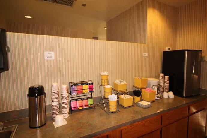 Imagen del bar/restaurante del Hotel Days Inn by Wyndham Safford, AZ. Foto 3