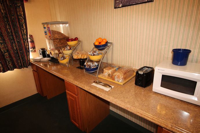 Imagen del bar/restaurante del Hotel Days Inn by Wyndham Safford, AZ. Foto 4