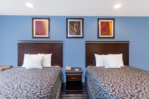 Imagen de la habitación del Hotel Days Inn by Wyndham San Diego Chula Vista South Bay. Foto 8
