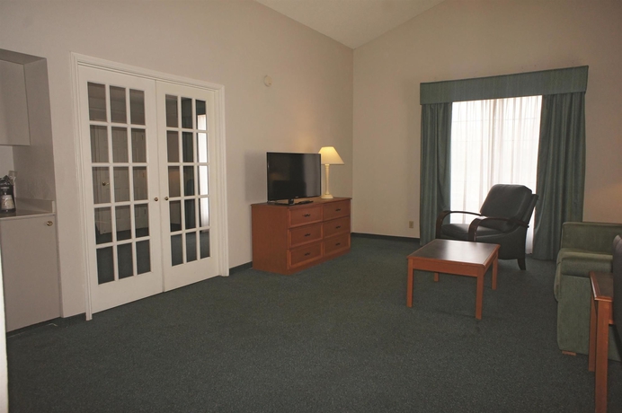 Imagen de la habitación del Hotel Days Inn by Wyndham San Diego Vista. Foto 12