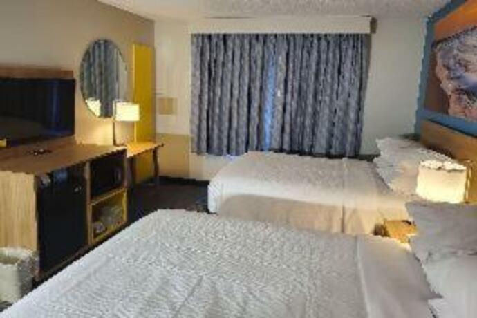 Imagen de la habitación del Hotel Days Inn by Wyndham Sandusky Cedar Point. Foto 23