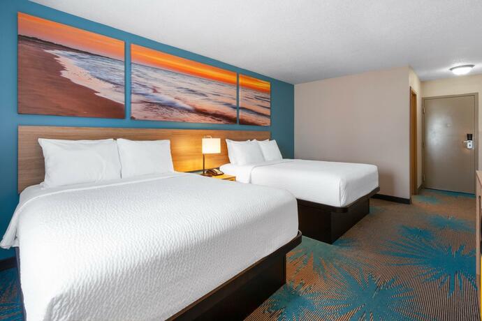 Imagen de la habitación del Hotel Days Inn by Wyndham Sandusky Cedar Point. Foto 24