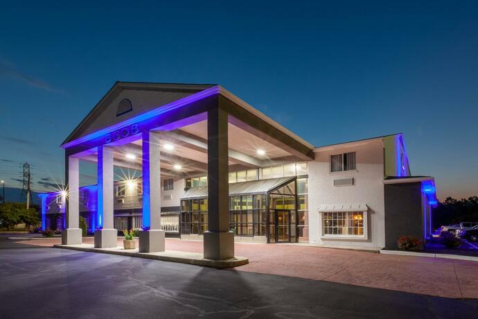 Imagen general del Hotel Days Inn by Wyndham Sandusky Cedar Point. Foto 5