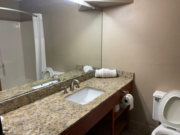 Imagen general del Hotel Days Inn by Wyndham Sault Ste Marie MI. Foto 5