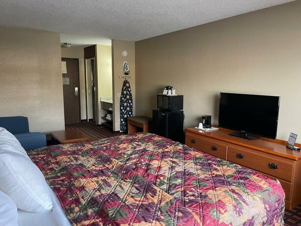 Imagen general del Hotel Days Inn by Wyndham Sault Ste Marie MI. Foto 9