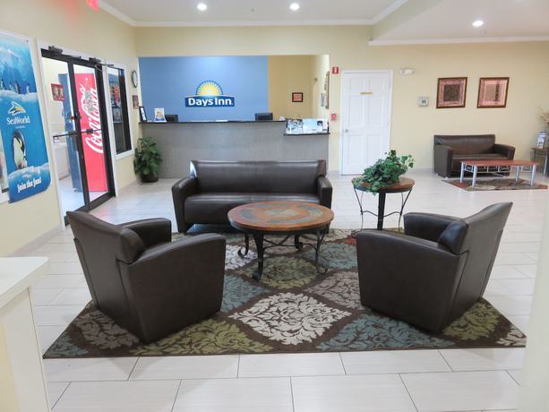 Imagen general del Hotel Days Inn by Wyndham Seaworld/Lackland AFB. Foto 1