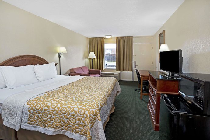 Imagen de la habitación del Hotel Days Inn by Wyndham St Augustine I-95-Outlet Mall. Foto 7