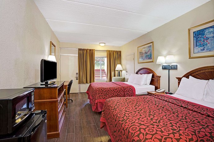 Imagen de la habitación del Hotel Days Inn by Wyndham St Augustine I-95-Outlet Mall. Foto 10