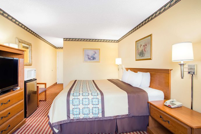 Imagen de la habitación del Hotel Days Inn by Wyndham St. George. Foto 13