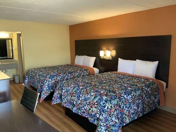Imagen de la habitación del Hotel Days Inn by Wyndham Troy IL. Foto 13