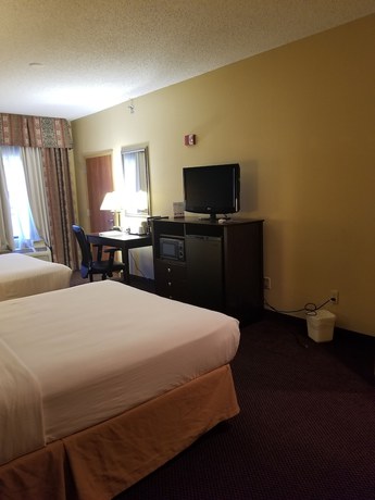 Imagen de la habitación del Hotel Days Inn by Wyndham Tulsa Central. Foto 14