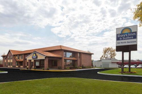 Imagen general del Hotel Days Inn by Wyndham Utica. Foto 2