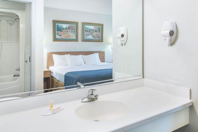 Imagen de la habitación del Hotel Days Inn by Wyndham Valdosta I-75. Foto 12
