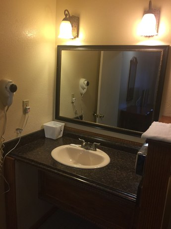 Imagen de los interiores del Hotel Days Inn by Wyndham Victorville, Victorville. Foto 17