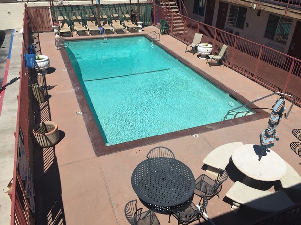 Imagen de los exteriores del Hotel Days Inn by Wyndham Victorville, Victorville. Foto 14
