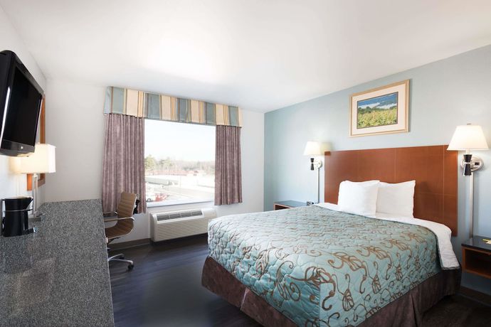 Imagen de la habitación del Hotel Days Inn by Wyndham Watertown Fort Drum. Foto 3